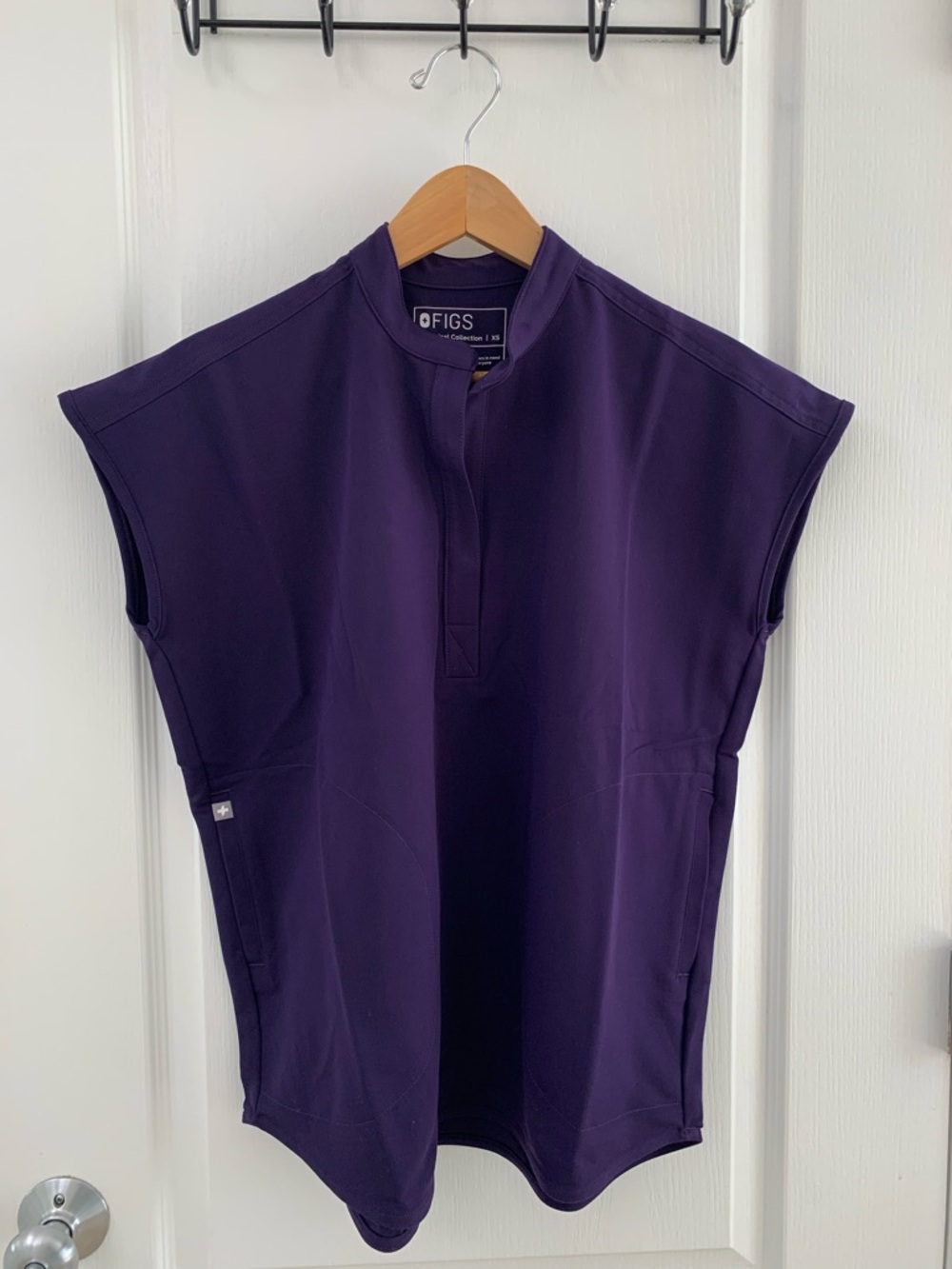 FIGS PURPLE JAM RAFAELA OVERSIZED TOP - Picture 6 of 14